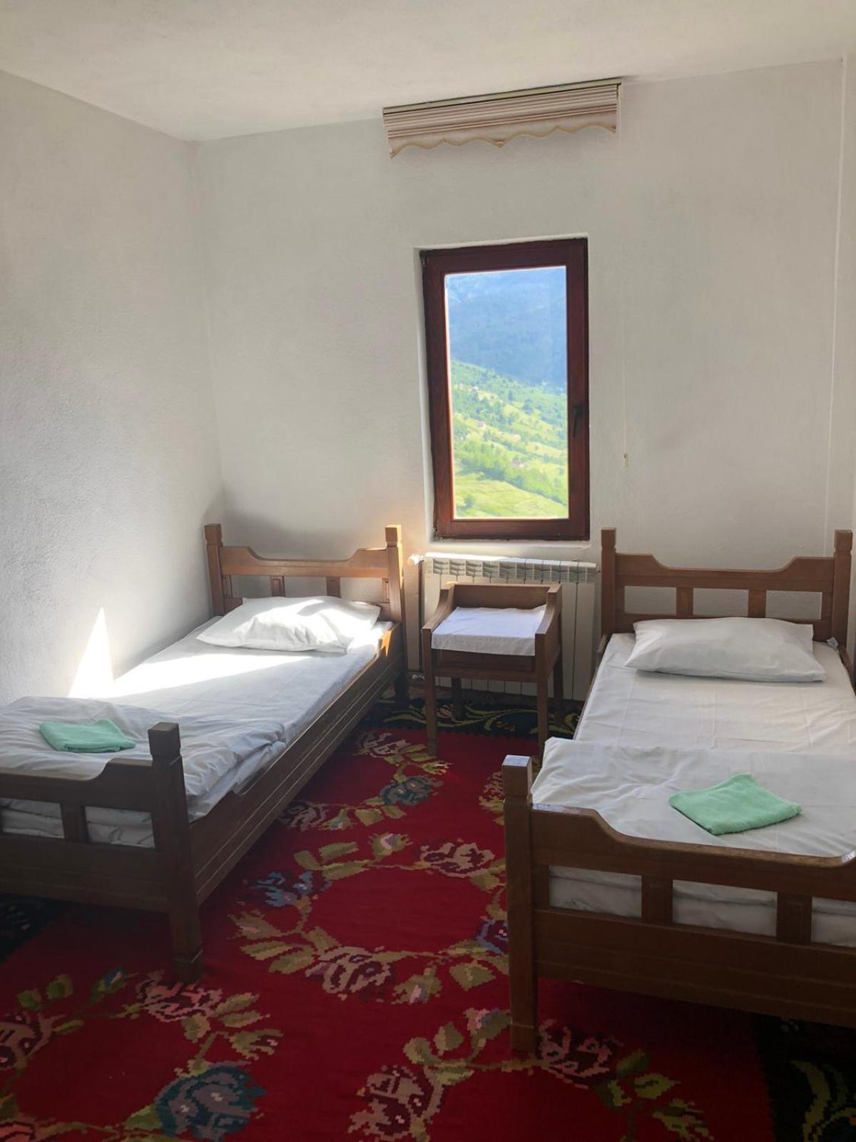 Bed and Breakfast Viewpoint Kofiljaca Plav Esterno foto